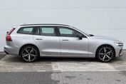 Volvo V60 B4 B Plus Dark