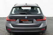 BMW Seria 3 318i aut