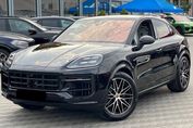 Porsche Cayenne Coupe E-Hybrid Black Edition