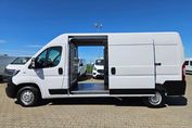 Peugeot Boxer BlueHDi L3H2