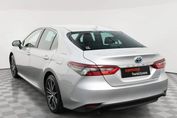 Toyota Camry 2.5 Hybrid CVT