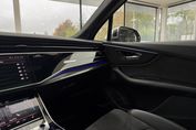 Audi Q7 SQ7 TFSI quattro