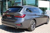 BMW Seria 3 Touring 320d Sport Line