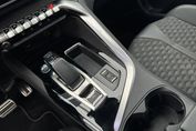 Peugeot 3008 1.6 PureTech Hybrid PHEV Road Trip S&S EAT8