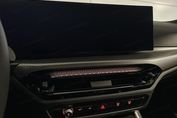 BMW Seria 3 330i xDrive M Sport