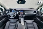 Volvo XC60 B5 B AWD Plus Dark aut