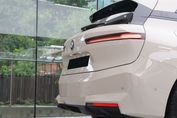 BMW iX xDrive60
