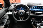 BMW Seria 5 Touring 520d xDrive M Sport