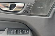 Volvo XC60 B5 B AWD Plus Dark