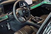 BMW Seria 7 740d xDrive Nero Lusso Edition