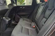 Volvo XC60 B5 B AWD Plus Dark aut