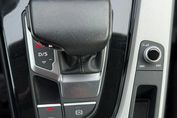 Audi A4 Avant 35 TFSI S Line