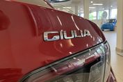 Alfa Romeo Giulia Intensa Q4