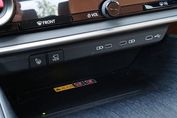 Lexus RZ 450e Omotenashi DIRECT4