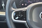 Volvo XC60 B5 B AWD Plus Dark
