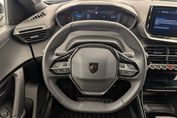 Peugeot 2008 ALLURE 1.2 PureTech