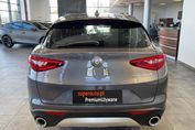 Alfa Romeo Stelvio Turbo Q4