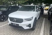 Volvo XC40 B3 Plus Dark