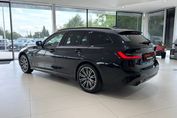 BMW Seria 3 330e xDrive M Sport sport-aut