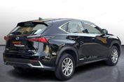 Lexus NX 300h Elegance 2WD