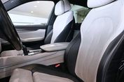 BMW X6 M50D