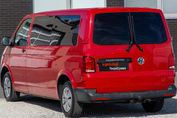 Volkswagen Transporter Kombi L2H1