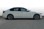 BMW Seria 3 318i Sport Line