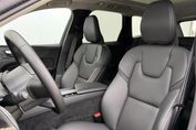 Volvo XC60 T6 Plug-In Hybrid AWD Ultra Dark