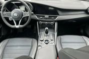 Alfa Romeo Giulia 2.0 Turbo 16V AT8 Super