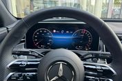 Mercedes Klasa E 300 e 4-Matic AMG