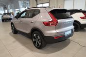 Volvo XC40 B3 Ultra Dark