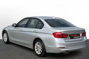 BMW Seria 3 330e iPerformance Advantage
