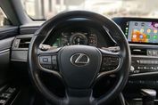 Lexus ES 300h Business Edition