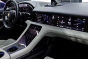 Porsche Taycan Turbo