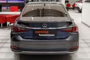 Lexus ES 300h Business Edition