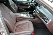 BMW Seria 7 745e