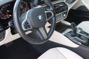 BMW Seria 5 Touring 530i xDrive Luxury Line