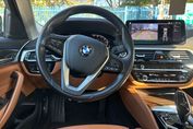 BMW Seria 5 530i xDrive Luxury Line