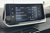 Peugeot 2008 Style 1.2 PureTech EAT8