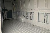 Volkswagen Crafter L4H3 aut