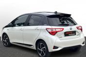 Toyota Yaris Hybrid 100 Selection