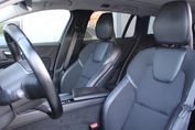 Volvo V60 D3 AWD Momentum Pro
