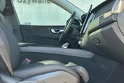 Volvo XC60 B5 B AWD Plus Dark aut