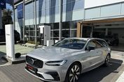 Volvo V90 T6 AWD Plug-In Hybrid Ultra Dark aut