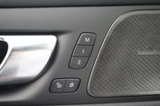 Volvo V60 T6 AWD Plug-In Hybrid Plus Dark