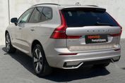 Volvo XC60 B5 B AWD Plus Dark