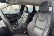 Volvo XC60 B4 B Momentum Pro