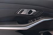 BMW Seria 3 320d xDrive mHEV M Sport aut