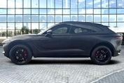 Aston Martin DBX V8