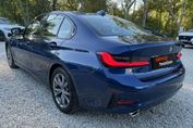 BMW Seria 3 320i Sport Line